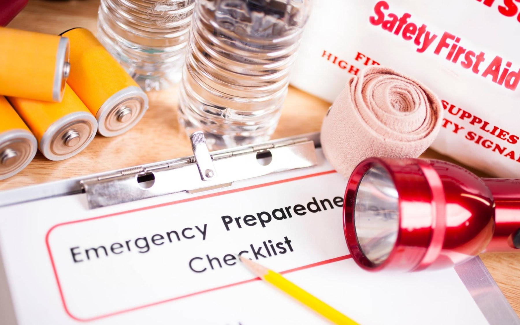 A Complete Guide to Emergency Survival Supplies