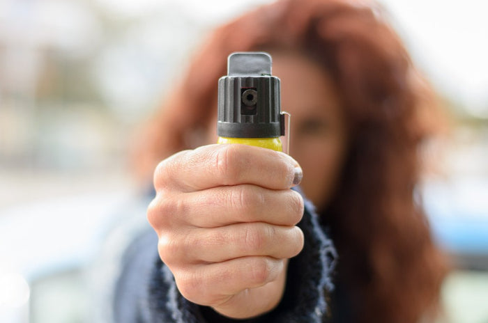 Guide To Buying Pepper Spray: How To Choose It & How To Use It