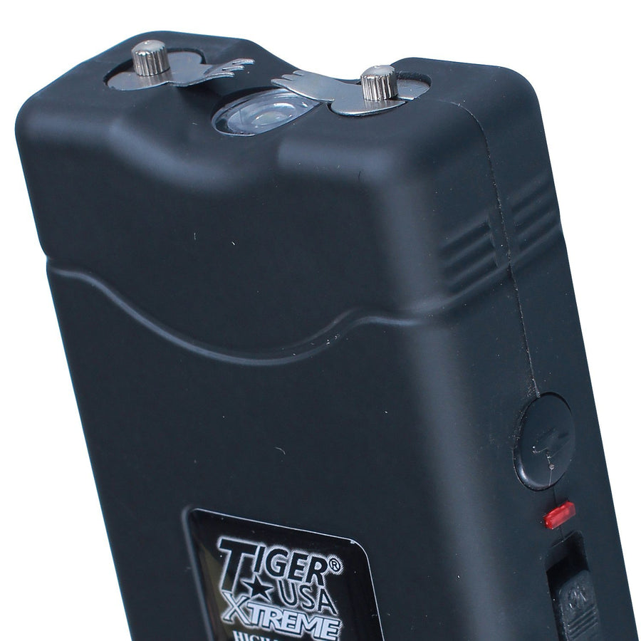 Tiger-USA Xtreme® Stunner Rechargeable LED Stun Gun 96M