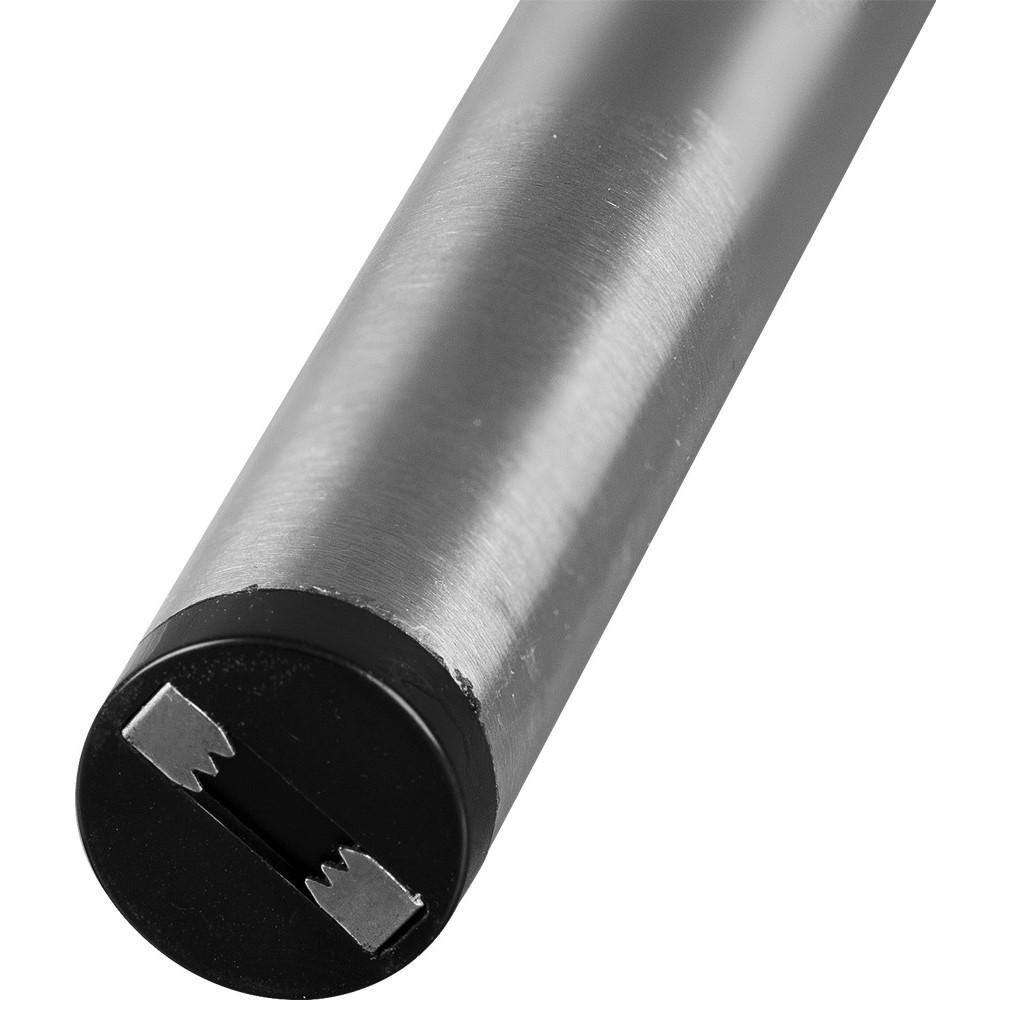 Close up view of the Streetwise Pain Pen bottom prongs
